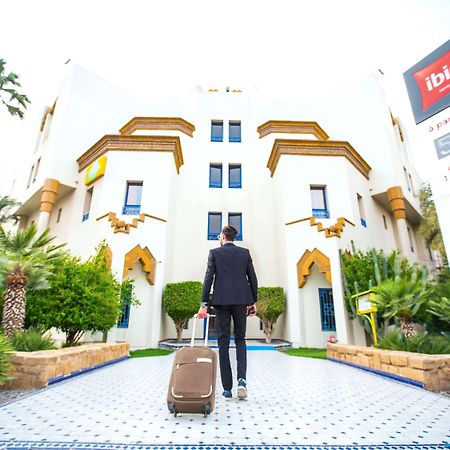 Hotel Ibis Uchda  Exterior foto