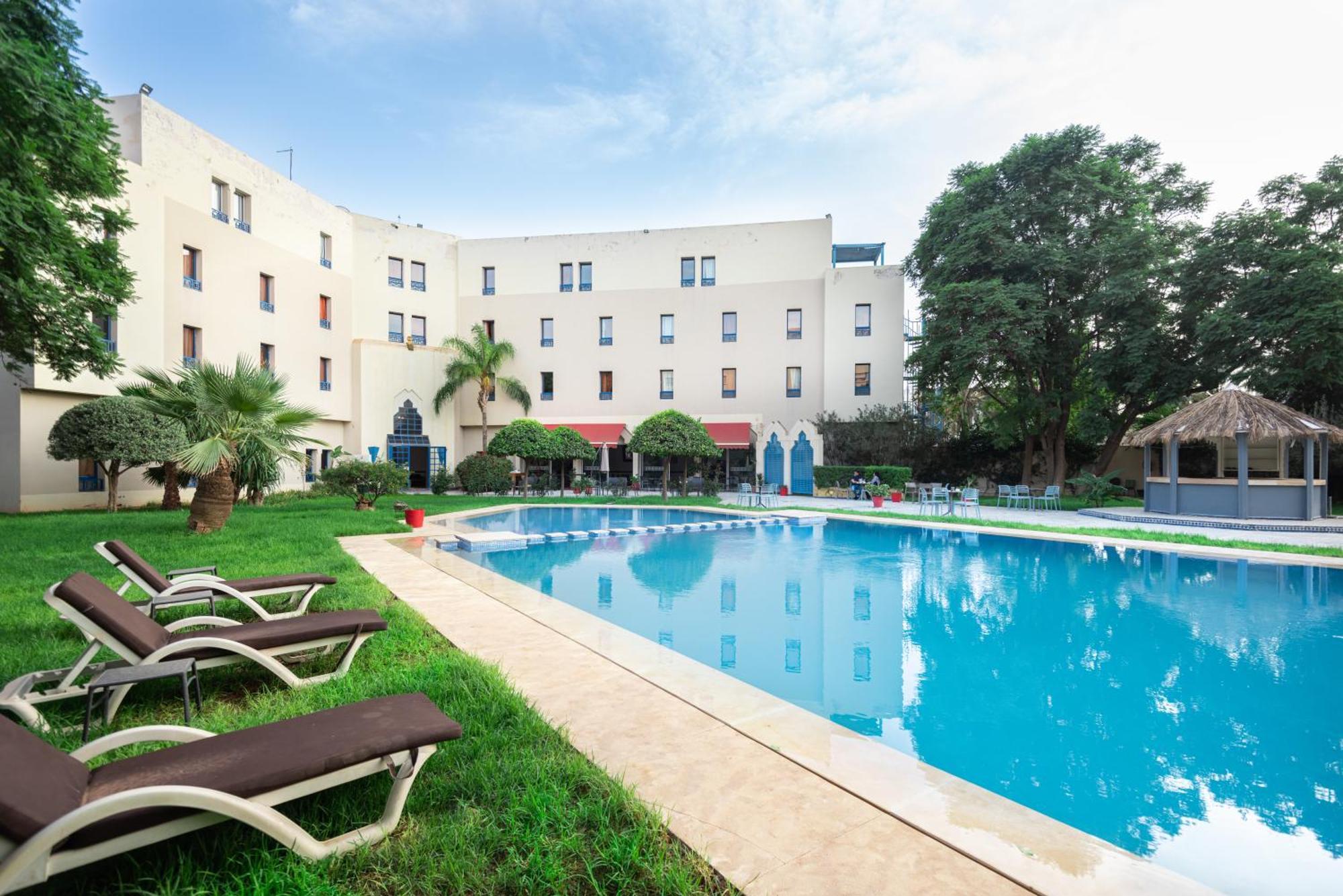 Hotel Ibis Uchda  Exterior foto